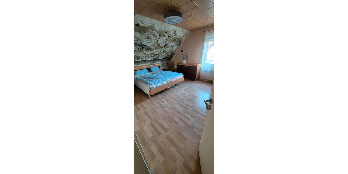 Einfamilienhaus Aurich Georgsfeld und Tannenhausen - 9 Zimmer, 260 m&sup2;, 650.000&euro; | Angebot:26135642