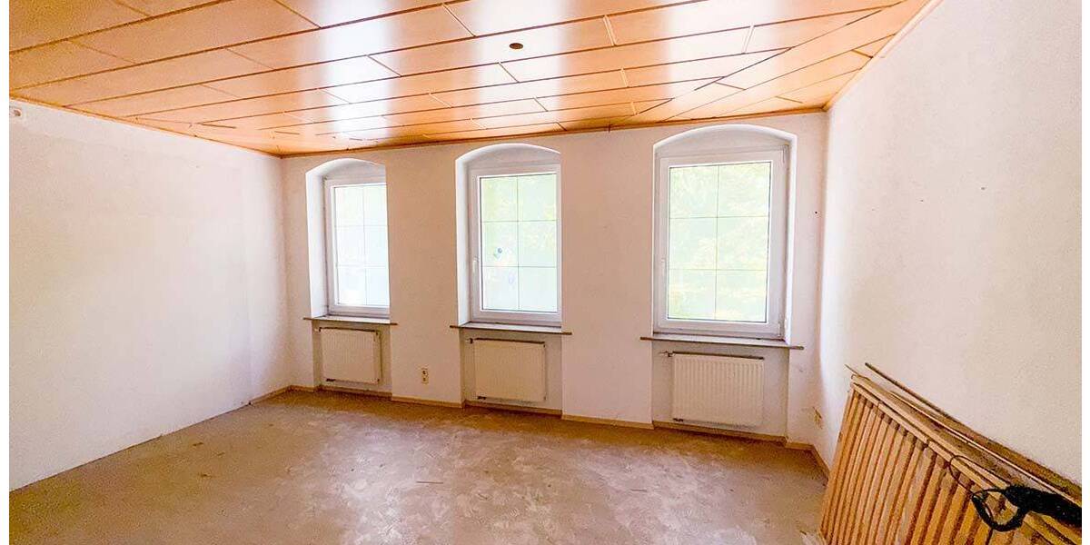 Mehrfamilienhaus, Wohnhaus Zschopau - 15.000&euro; | Angebot:26319398