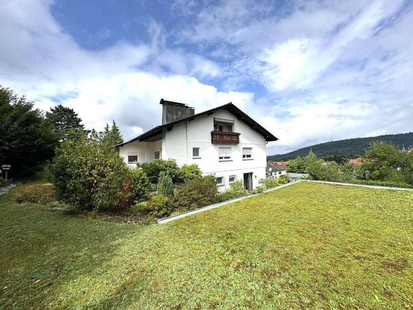 Haus zum Kaufen in Loffenau 1.100.000 € 300 m²