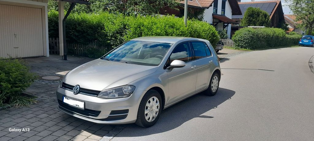 VW Golf 210.000 km 6.390 &euro; Stöttwang 87677
