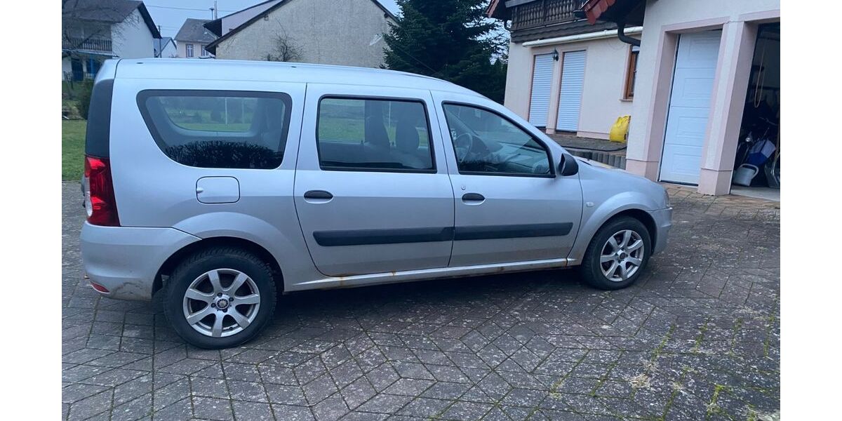 Dacia Logan 153.000 km 1.500 &euro; Landscheid 54526