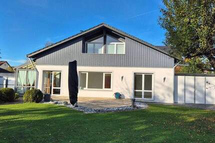 großzügiges Haus auf großem Grundstück mit hervorragender Privatsphäre - ruhige Lage 6 zimmer