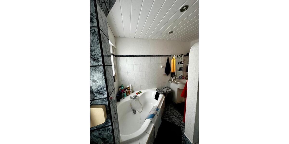 Etagenwohnung Eggenstein-Leopoldshafen Leopoldshafen - 3 Zimmer, 1.300&euro; | Angebot:23545982