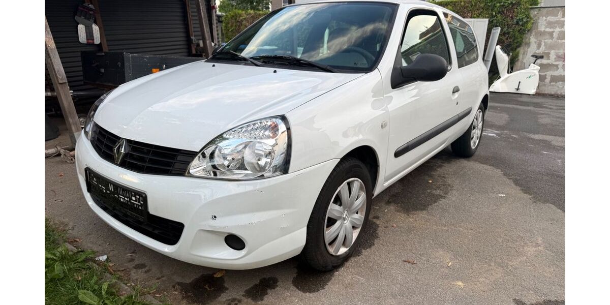 Renault Clio 122.771 km 2.190 &euro; Remscheid 42857