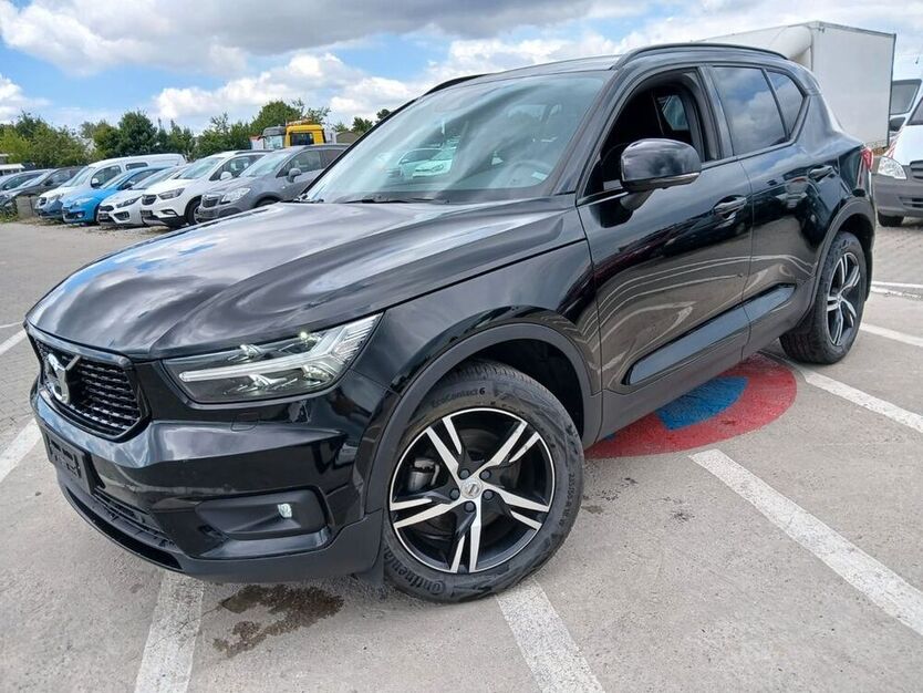 XC40