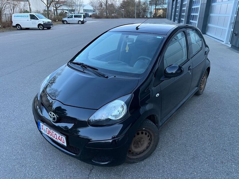 Aygo (X)