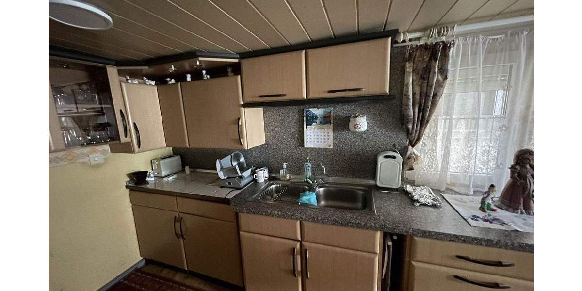 Einfamilienhaus Grabfeld Jüchsen - 5 Zimmer, 60 m&sup2;, 49.000&euro; | Angebot:25770587