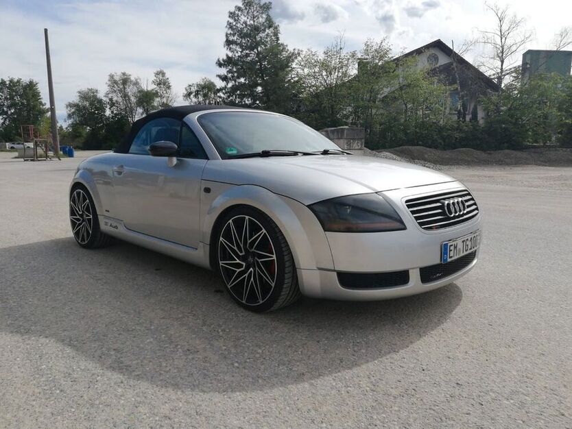 TT