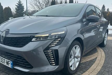 Renault Clio 9.500 km 14.300 &euro; Frankfurt am Main 60320