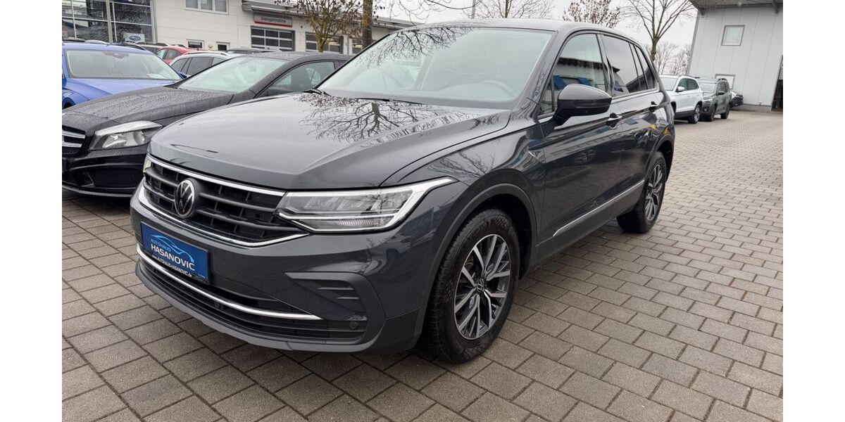 VW Tiguan 147.000 km 23.900 &euro; Dachau (bei München) 85221