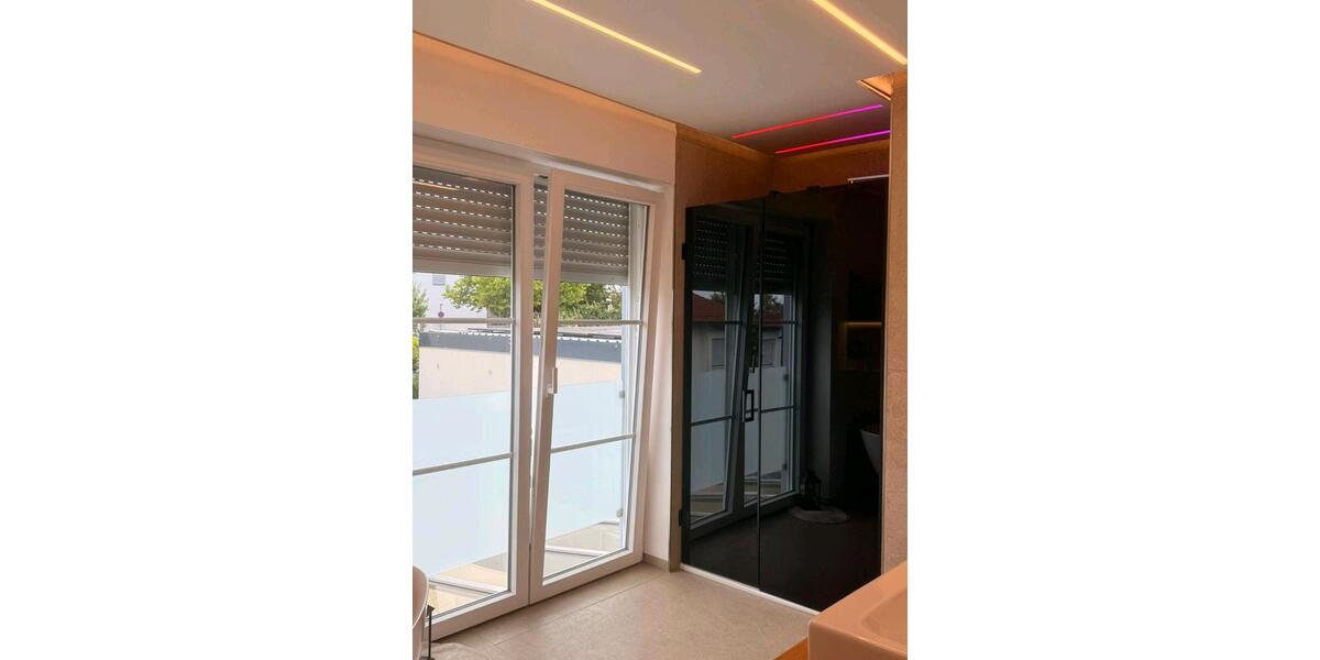 Reihenhaus Obertraubling - 7 Zimmer, 225 m&sup2;, 780.000&euro; | Angebot:27115188