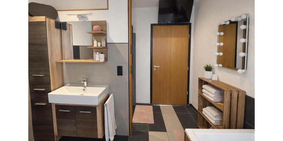 Einfamilienhaus Kirn - 6 Zimmer, 180 m&sup2;, 225.000&euro; | Angebot:26739793