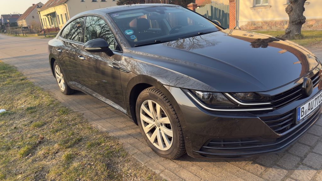 VW Arteon 124.000 km 21.000 &euro; Berlin 14165