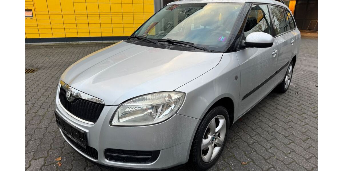 Skoda Fabia 140.000 km 3.499 € Berlin 13055