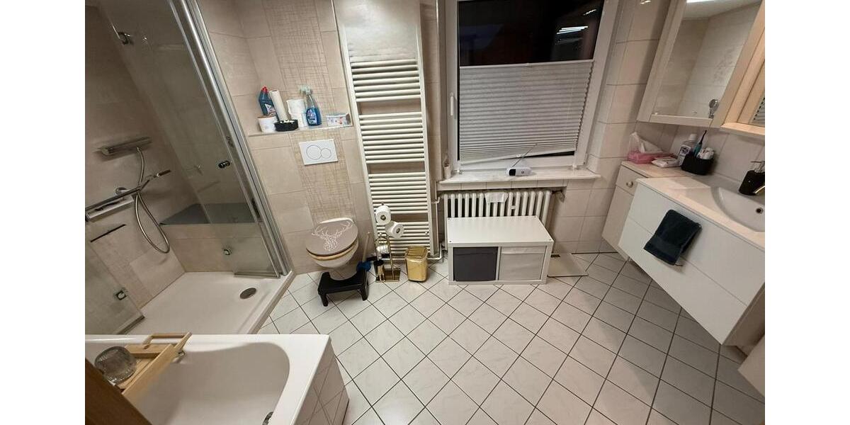 Etagenwohnung Berkatal - 6 Zimmer, 150 m&sup2;, 1.000&euro; | Angebot:25872359