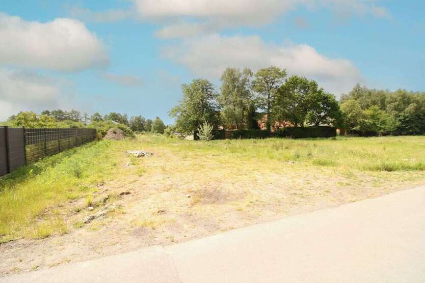 Grundstück zu verkaufen in Rhede (Ems) 92.000 € 752 m²