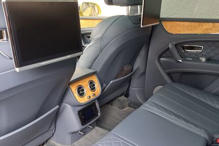 Bentley Bentayga 37.800 km 129.999 &euro; Frankfurt 65933