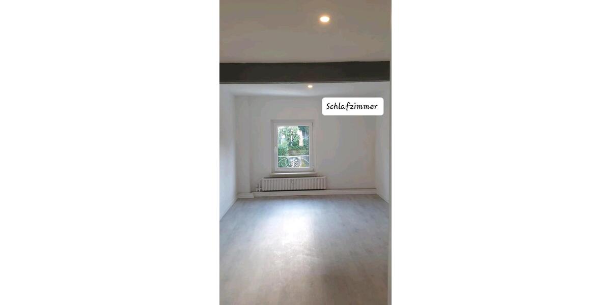 Etagenwohnung Halver - 2 Zimmer, 60 m&sup2;, 400&euro; | Angebot:26397802