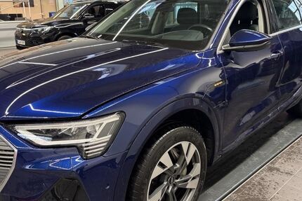 Audi e-tron 37.548 km 37.775 &euro; Hagen 58091