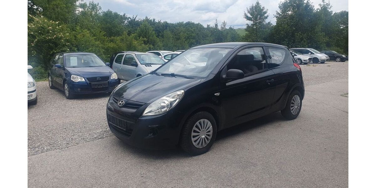 Hyundai i20 199.766 km 2.850 &euro; Günzach 87634