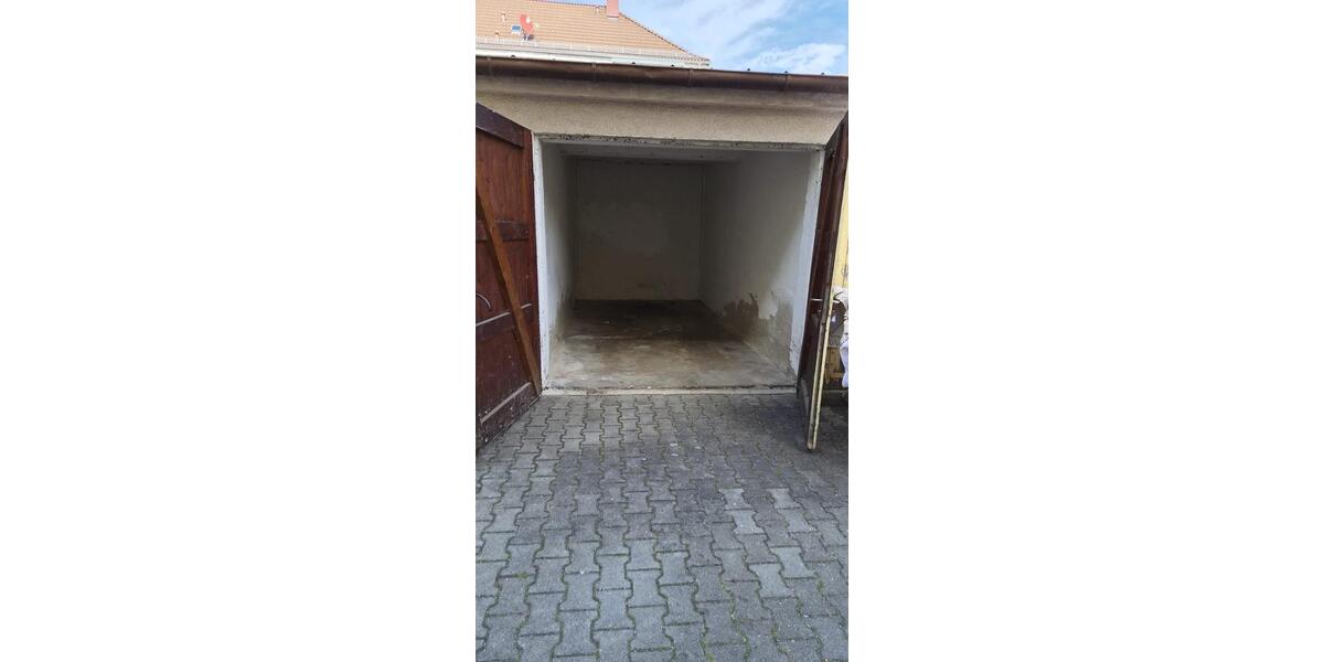 Garagen / Stellplätze Augsburg Innenstadt - 100&euro; | Angebot:26155288