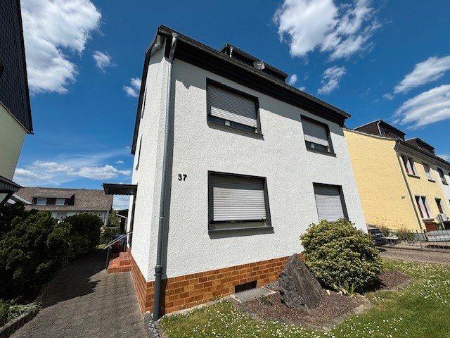 Mehrfamilienhaus, Wohnhaus Neuwied - 12 Zimmer, 189 m&sup2;, 1.950&euro; | Angebot:26583312