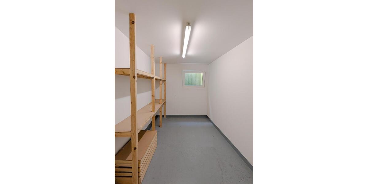 Erdgeschoßwohnung Backnang - 3.5 Zimmer, 93 m&sup2;, 1.350&euro; | Angebot:26214473