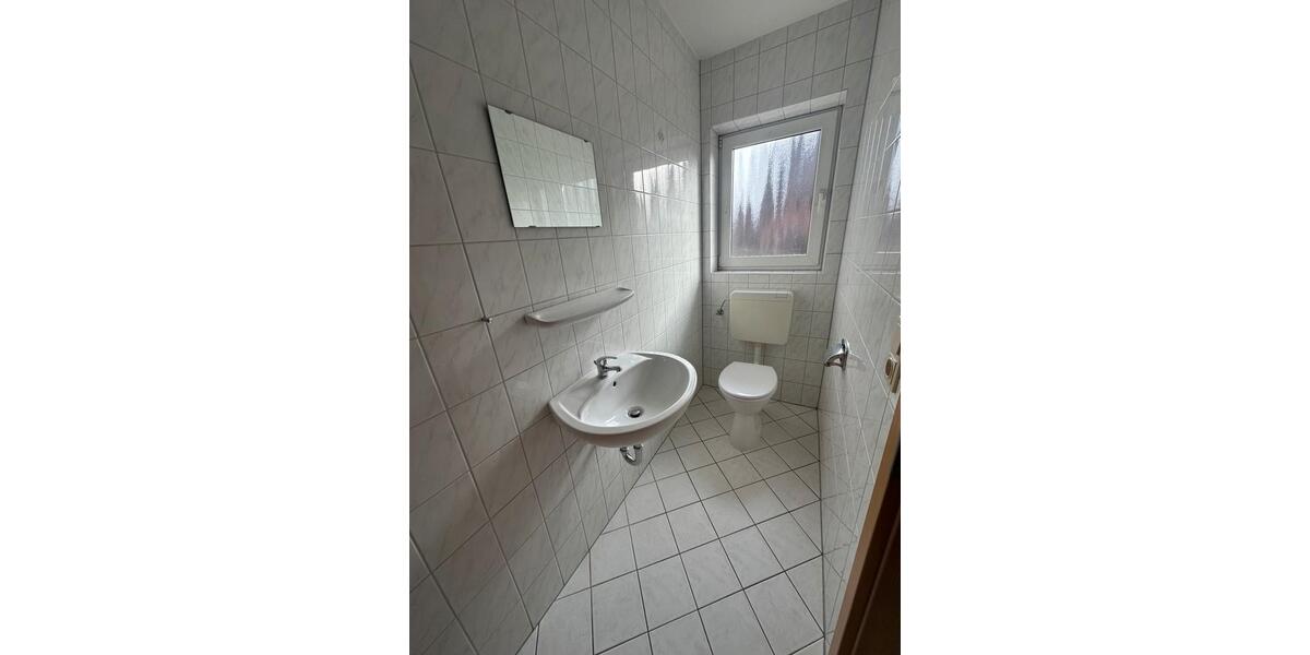 Etagenwohnung Großefehn - 5 Zimmer, 100 m&sup2;, 820&euro; | Angebot:26108964