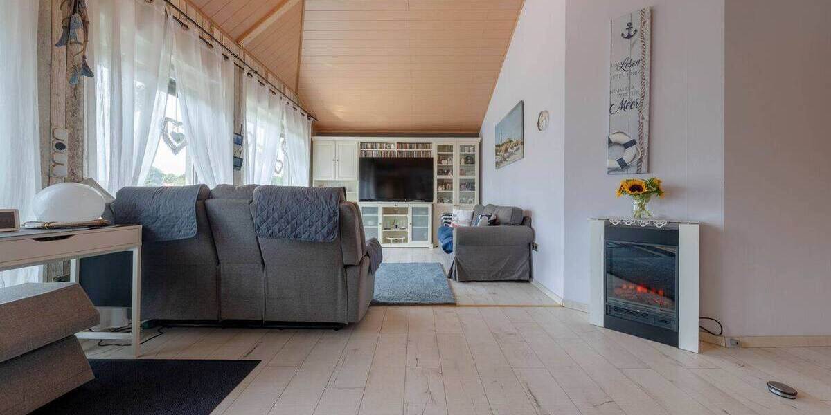 Etagenwohnung Lünen - 3 Zimmer, 104 m&sup2;, 189.000&euro; | Angebot:24041275