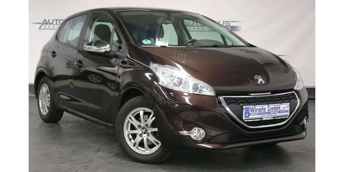 Peugeot 208 118.000 km 4.490 &euro; Duisburg 47057