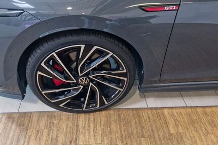 VW Golf 17.000 km 29.300 &euro; Landshut 84032