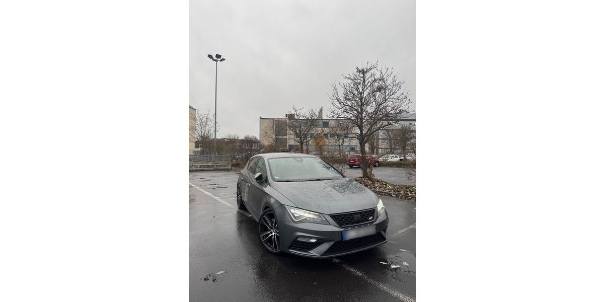 Seat Leon 130.000 km 17.500 € Frankfurt am main 60385