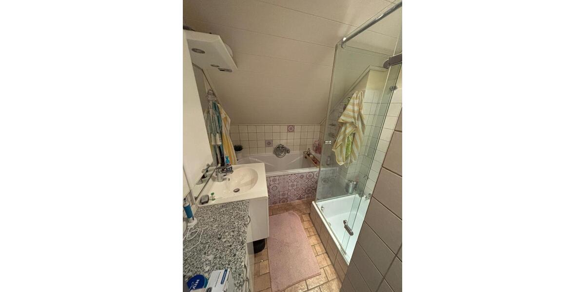 Etagenwohnung Würselen - 3 Zimmer, 73 m&sup2;, 750&euro; | Angebot:26400642