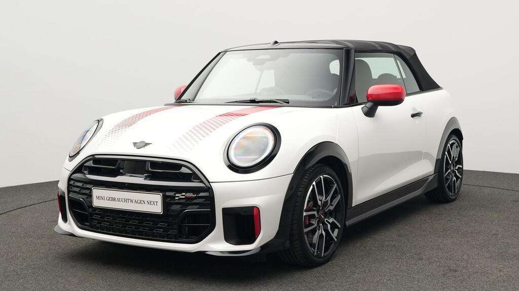 Mini John Cooper Works Cabrio 6.971 km 43.153 &euro; München 80788