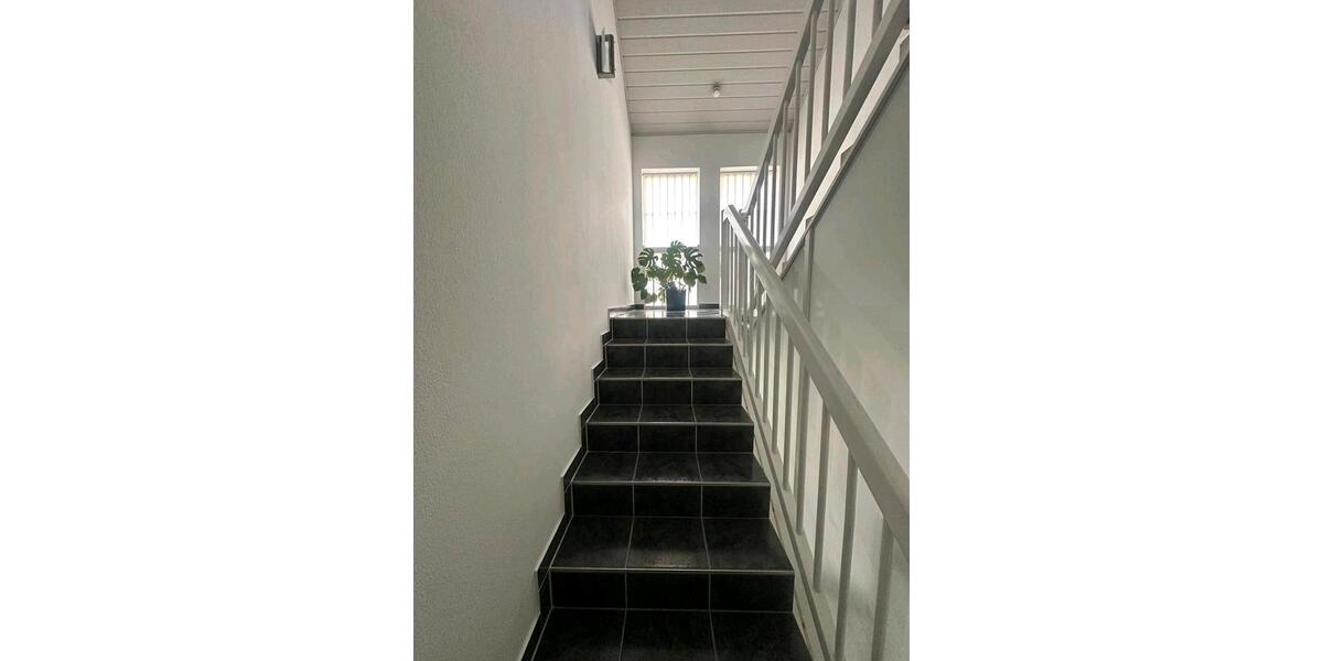 Etagenwohnung Landau an der Isar - 3 Zimmer, 110 m&sup2;, 850&euro; | Angebot:26375346