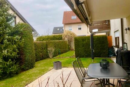 Ergeschoss Wohnung mit eigenem Garten in Nbg - Altenfurt