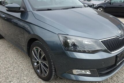 Skoda Fabia 1,2 TSI Edition PDC Sitzh. Alu Keyless go Ne 161.800 km 7.950 € Neumarkt/OPf 92318