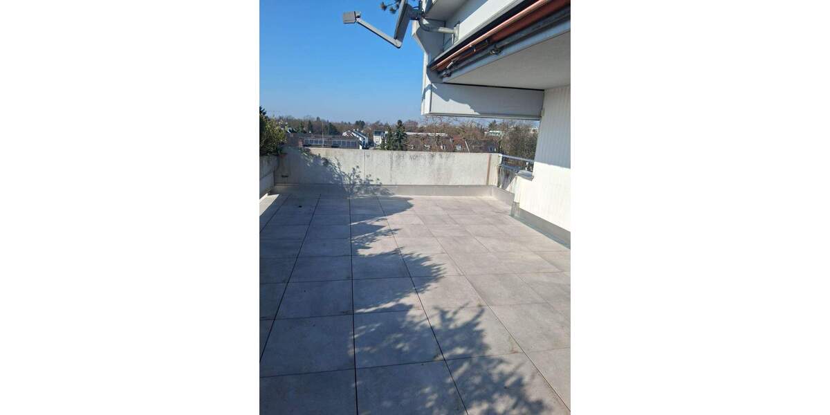 Etagenwohnung Ingolstadt Friedrichshofen-Hollerstauden - 5 Zimmer, 138 m&sup2;, 258.000&euro; | Angebot:25708053