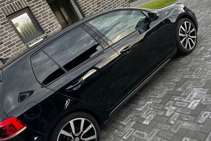 VW Golf 120.000 km 11.000 &euro; Eddelak 25715