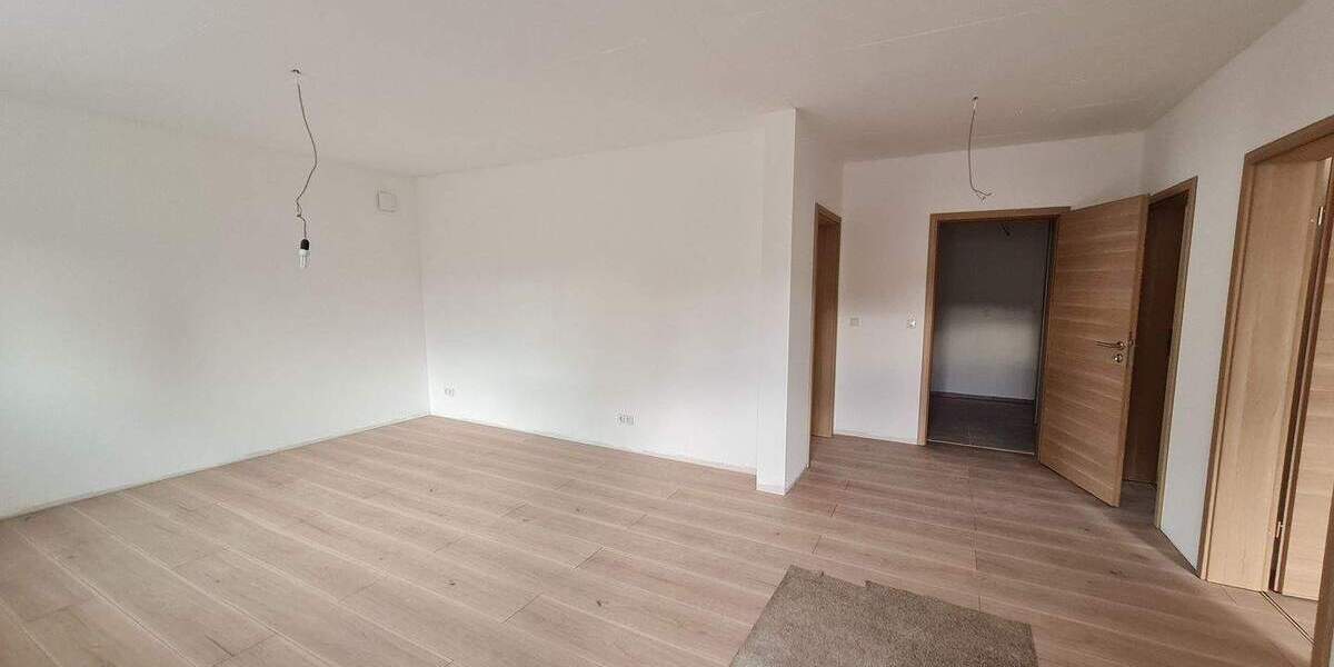 Etagenwohnung Losheim am See Losheim - 3 Zimmer, 77 m&sup2;, 825&euro; | Angebot:25409523