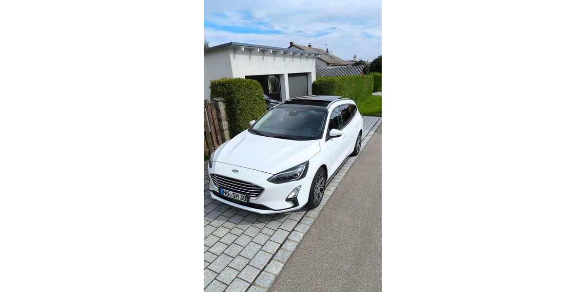 Ford Focus 124.000 km 13.900 &euro; Asbach bäumenheim 86663