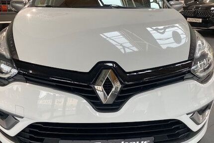 Renault Clio 119.590 km 8.989 &euro; Marienberg 09496