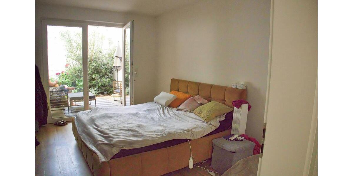 Erdgeschoßwohnung Frankfurt am Main Ost - 2 Zimmer, 82 m&sup2;, 1.400&euro; | Angebot:26300716