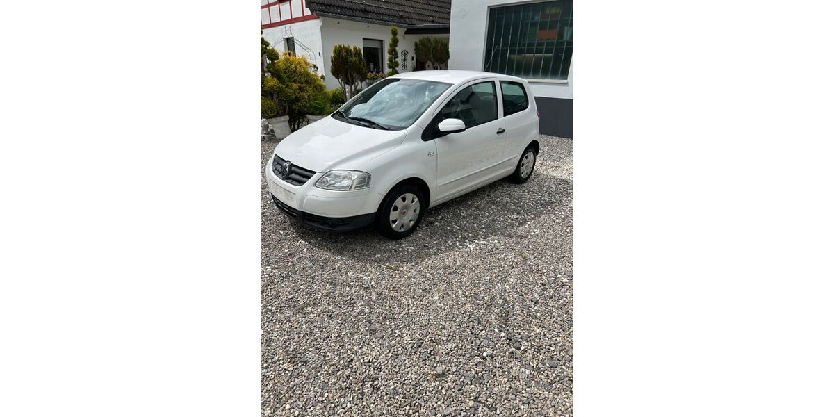 VW Fox 106.302 km 3.199 &euro; Monschau 52156