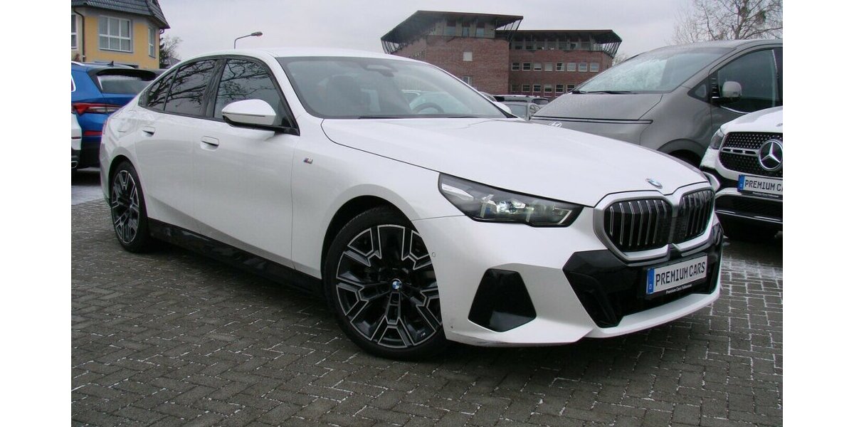 BMW 520 520d M Sport Pro Xdrive ACC 360º H&K ACC HUD 24.408 km 55.980 &euro; Falkensee 14612