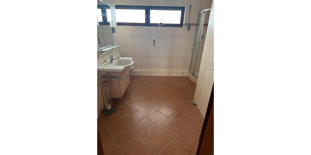Reihenhaus Dudenhofen - 5 Zimmer, 125 m&sup2;, 1.700&euro; | Angebot:26429857