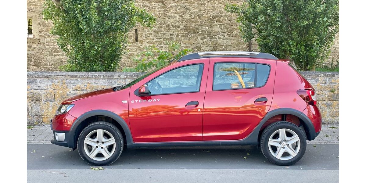 Dacia Sandero 108.000 km 5.800 &euro; Ehningen 71139