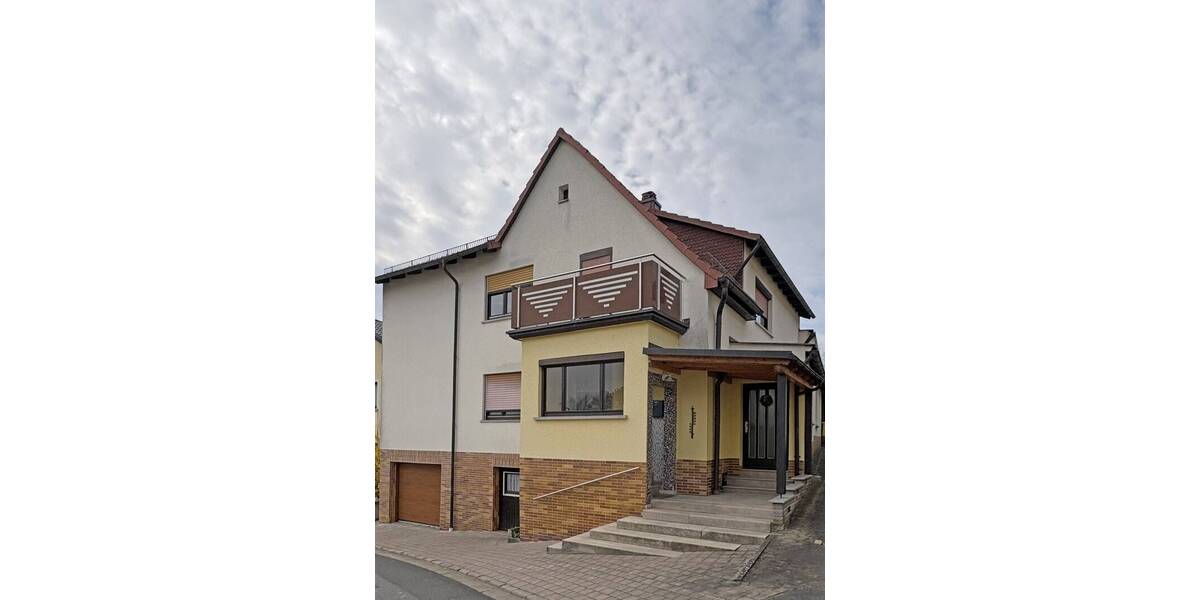 Einfamilienhaus Küps Schmölz - 7 Zimmer, 200 m&sup2;, 130.000&euro; | Angebot:25999722