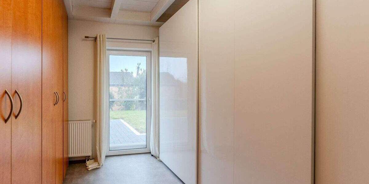 Einfamilienhaus Werneck Schraudenbach - 6 Zimmer, 207 m&sup2;, 650.000&euro; | Angebot:25703515