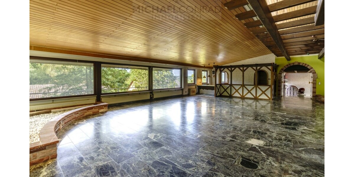Exklusives Wohnen in bester Lage – Architektenhaus mit Wellnessbereich und großer Einliegerwohnung - Einfamilienhaus Schmelz | Angebot:27368464